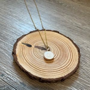 White 🤍 L V Charm / pendant w/unbranded chain